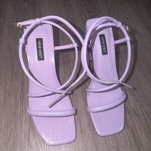 Nine West Women's Lavender Strappy Sandals